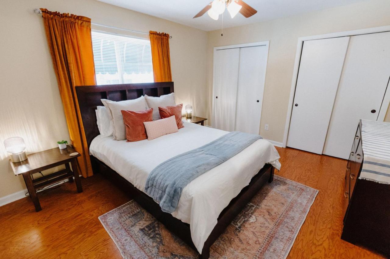 Centrally Located 3Br Overton Square Fast Wifi Free Parking Yes Pets Мемфіс Екстер'єр фото