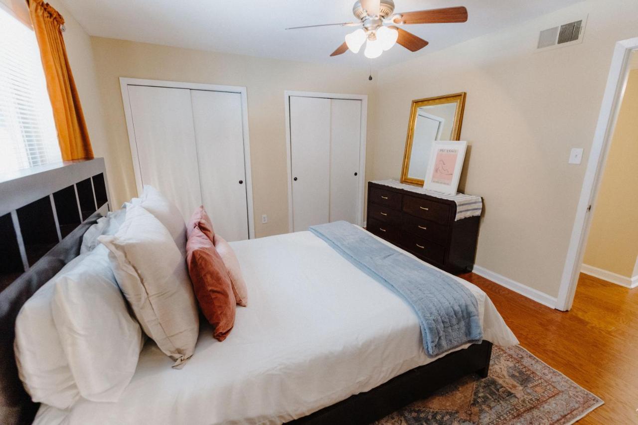 Centrally Located 3Br Overton Square Fast Wifi Free Parking Yes Pets Мемфіс Екстер'єр фото
